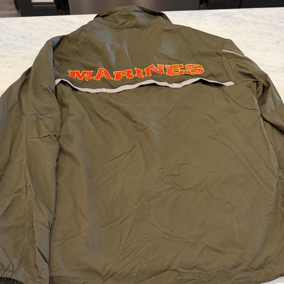 NWT New Balance Men's Olive Windbreaker Jacket - USMC Marines - Picture 10 of 12